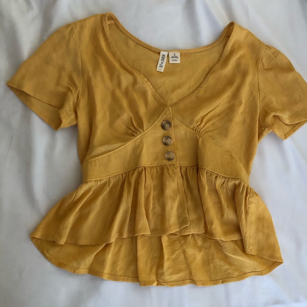 Women’s shirt